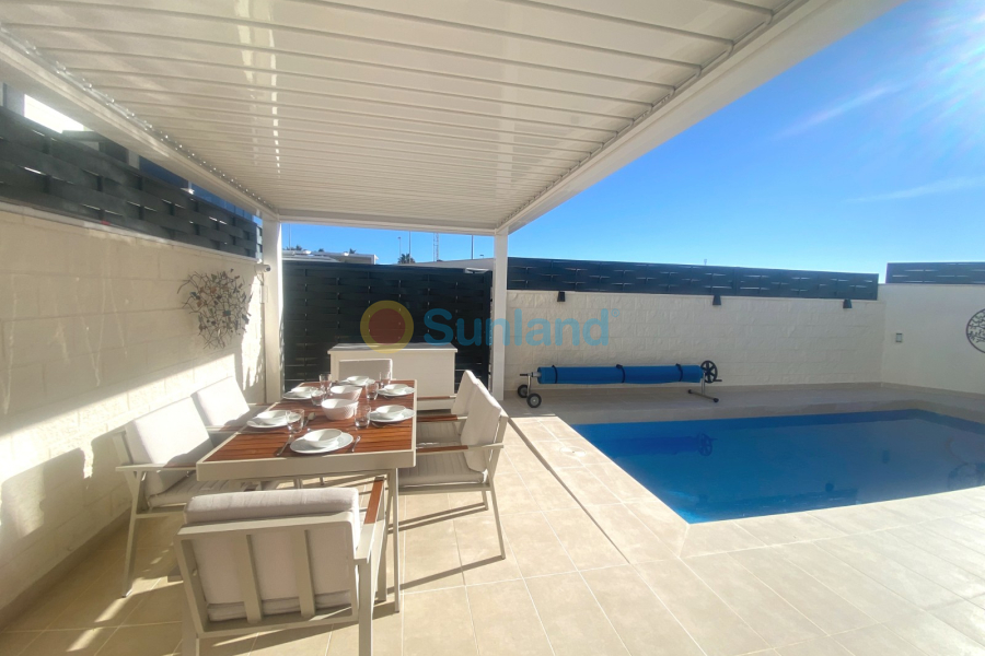 Resale - Semi-detached - Ciudad Quesada - Pueblo Bravo