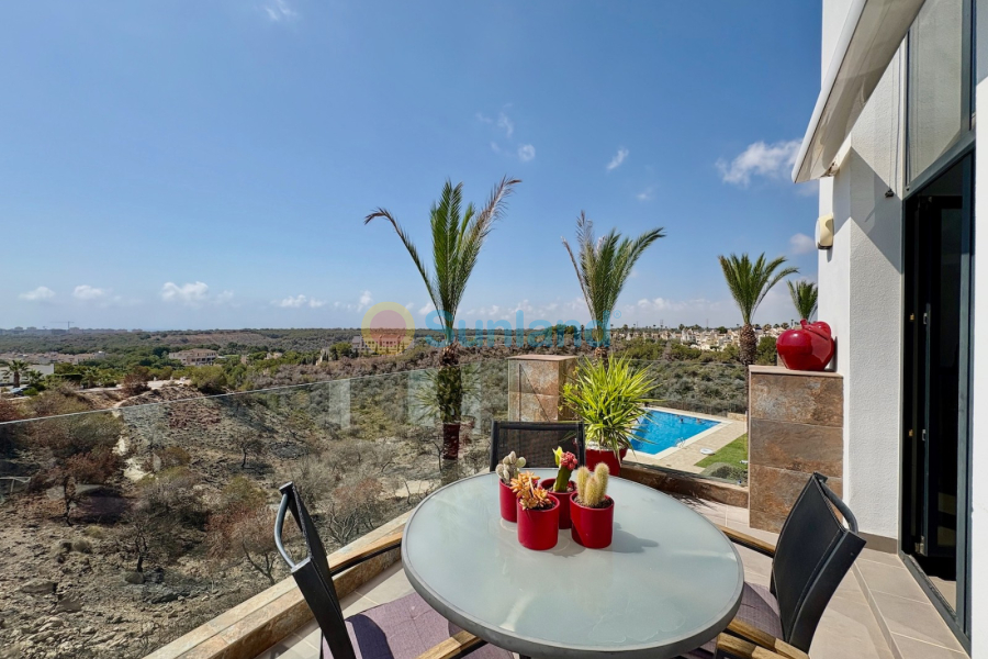 Resale - Apartment - Dehesa de Campoamor - Las Ramblas