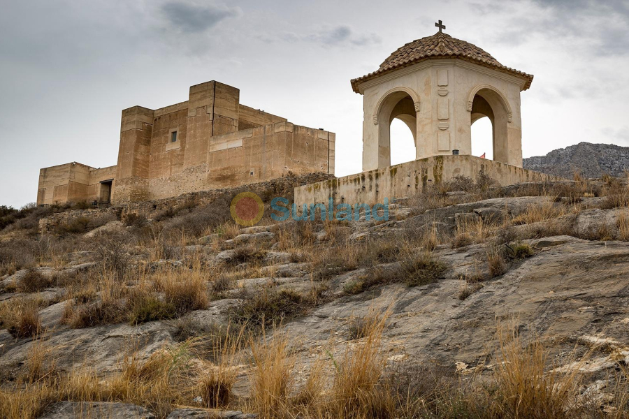 Ny bygg - Town House - Cox - San Fernando