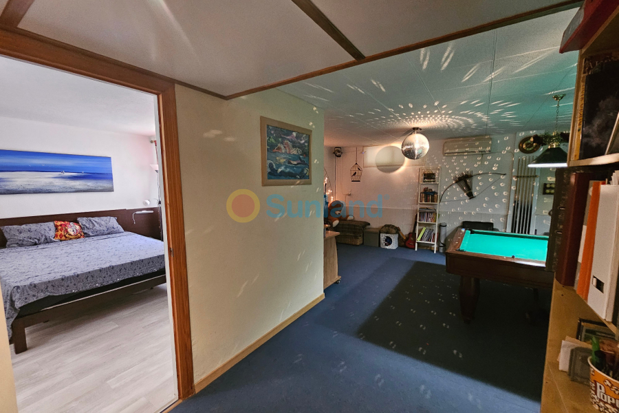 Använda fastigheter - Villa - Los Altos - Royal Park