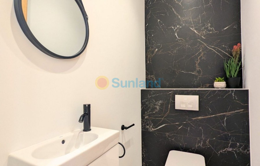 Resale - Detached Villa - Benijofar