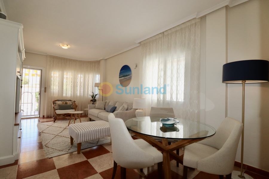 Resale - Villa - Guardamar del Segura - El Raso