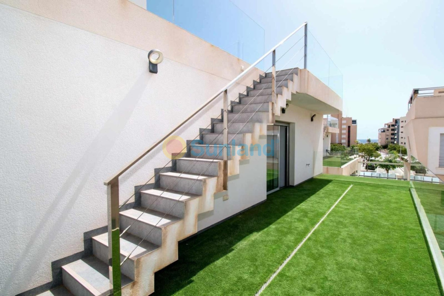 Använda fastigheter - Villa - Orihuela Costa - Mil Palmeras