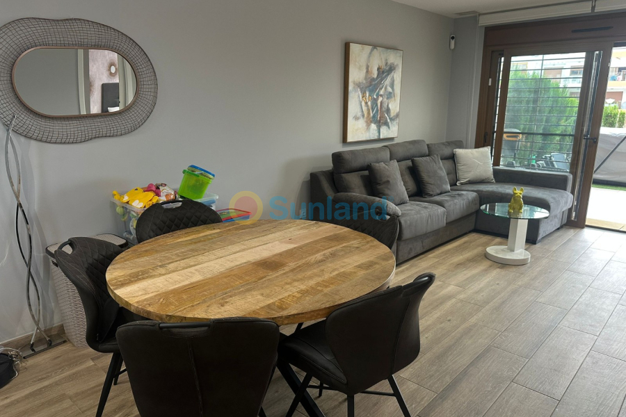 Resale - Apartment - Orihuela Costa - Los Dolses