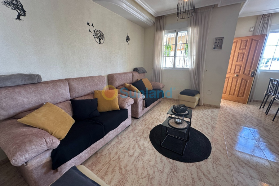 Resale - Villa - Orihuela Costa - Villamartin