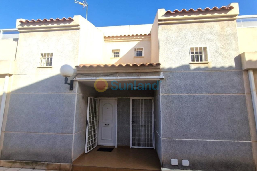 Resale - Townhouse - Torrevieja - 