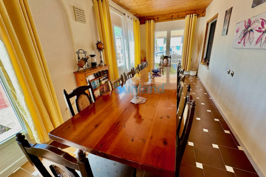 Segunda mano - Country house - Castalla