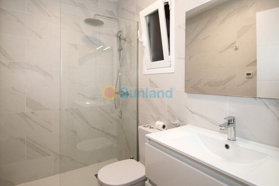 Använda fastigheter - Villa - Orihuela Costa - Villamartin