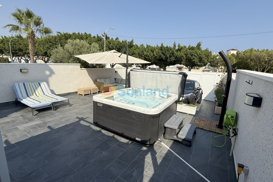 Вторичка - Таунхаус - Orihuela Costa - La Zenia