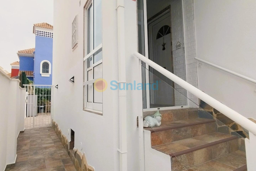 Segunda mano - V - San Miguel De Salinas - Las filipinas