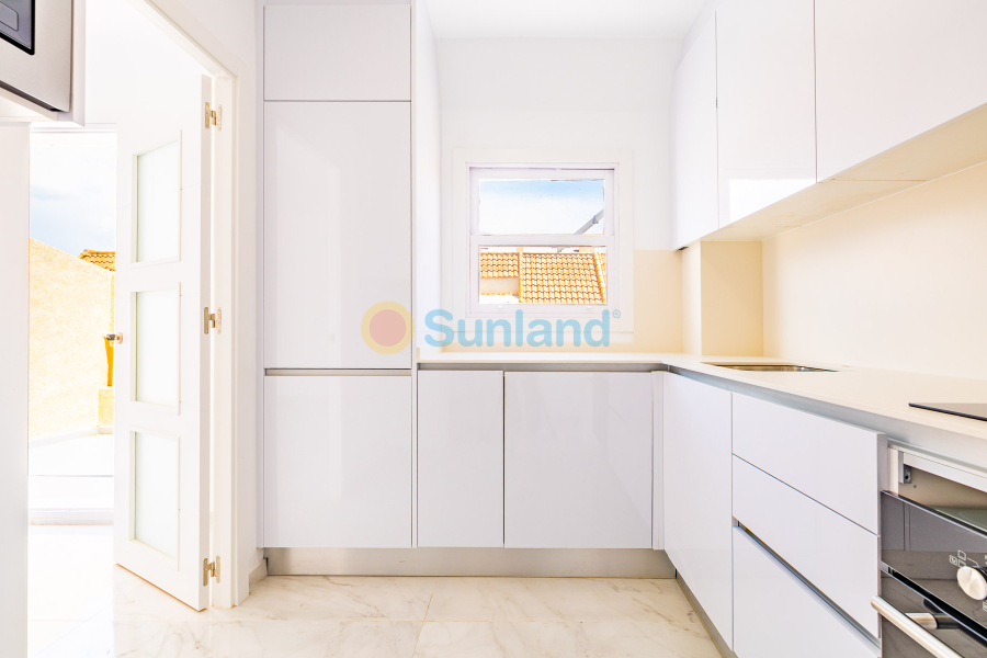 Segunda mano - Ático - Torrevieja - Acequion