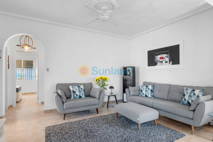 Resale - Villa - Ciudad Quesada