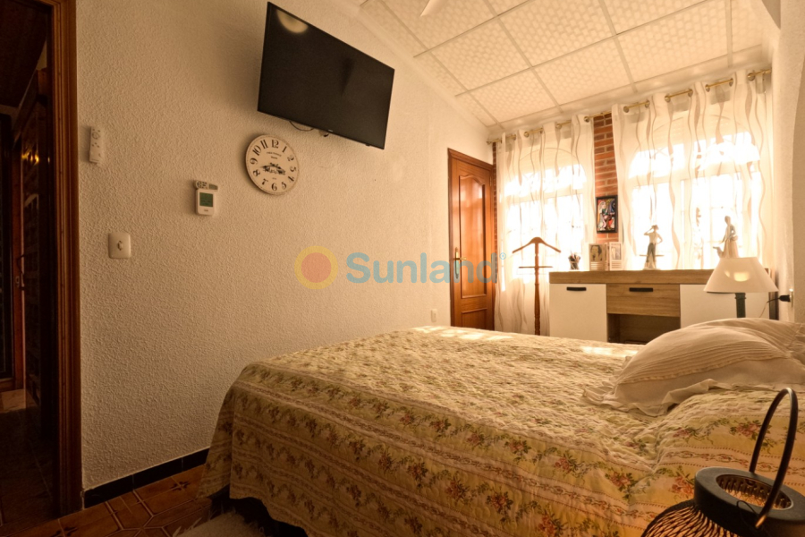 Resale - Townhouse - Torrevieja - El Acequión - Los Náufragos