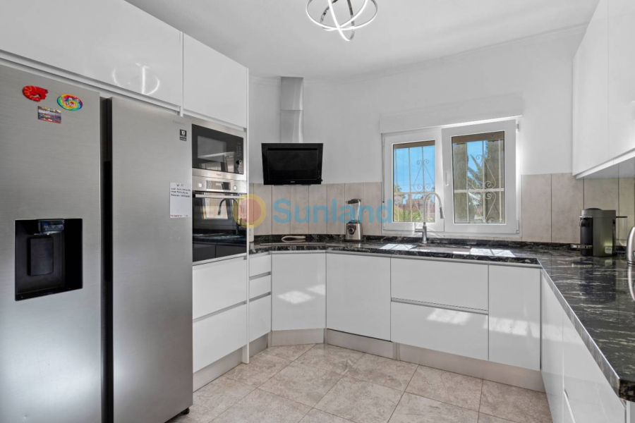 Resale - Villa - Ciudad Quesada