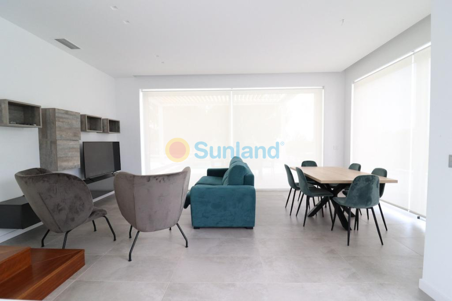 Segunda mano - V - Orihuela Costa - Campoamor