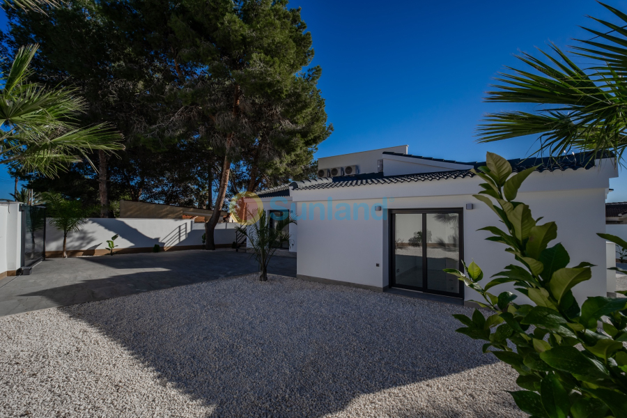 Brukte eiendommer - Villa - Ciudad Quesada - town