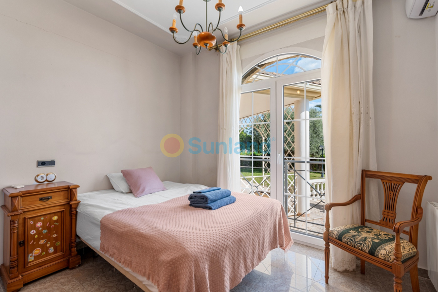 Segunda mano - Chalet - Elche/Elx