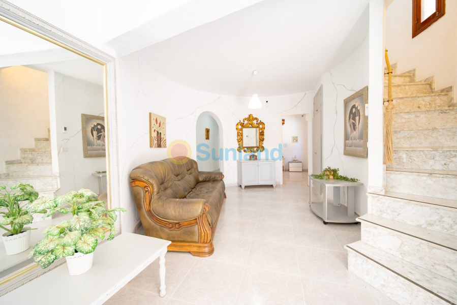 Brukte eiendommer - Villa - Orihuela Costa - Las Filipinas