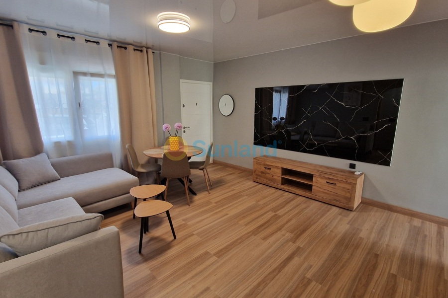 Resale - Townhouse - Orihuela Costa - Villamartin