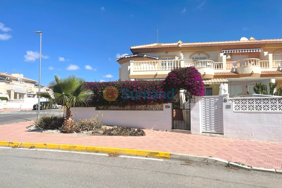 Segunda mano - Semi-detached - Ciudad Quesada - Doña Pepa