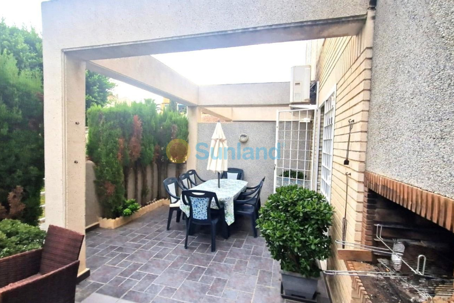 Resale - Townhouse - Torrevieja - 