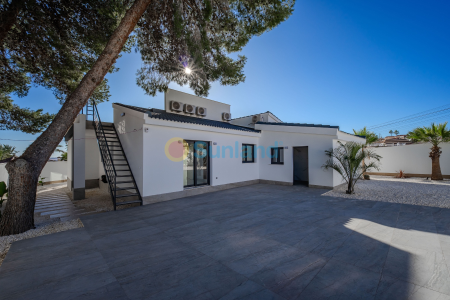 Brukte eiendommer - Villa - Ciudad Quesada - town