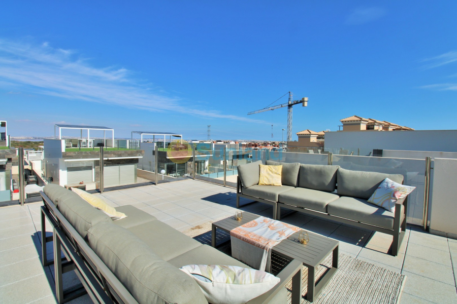 Använda fastigheter - Villa - Villamartin