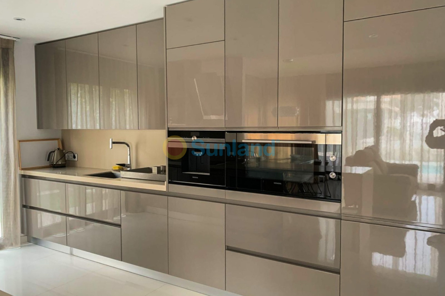 Segunda mano - Chalet - Orihuela Costa - Campoamor