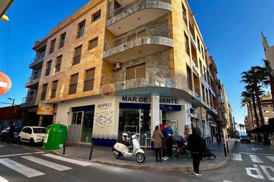 Resale - Apartment - Torrevieja