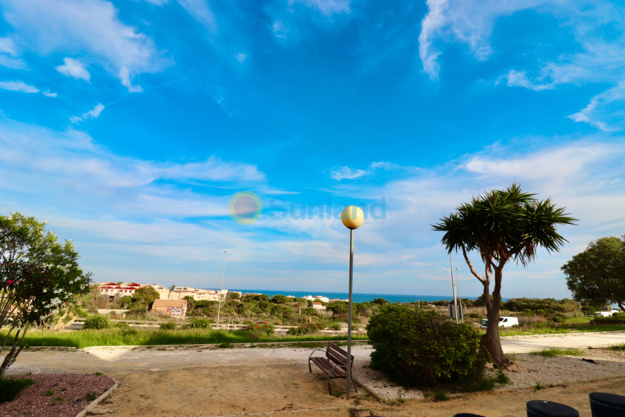 Resale - Apartment - Guardamar del Segura - 