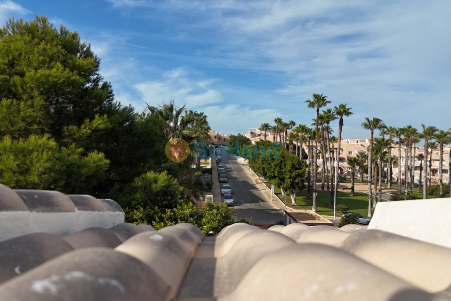 Resale - D - La Mata