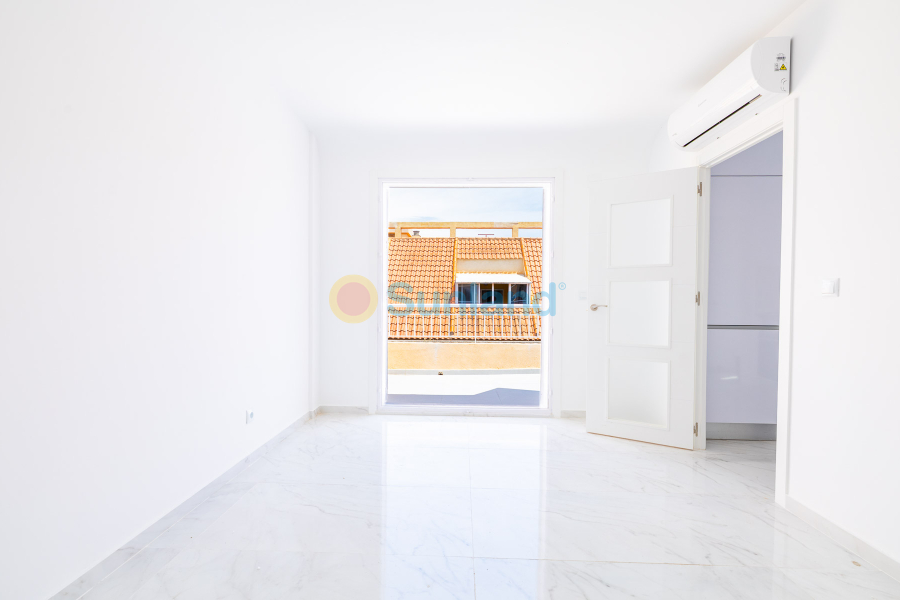 Segunda mano - Ático - Torrevieja - Acequion