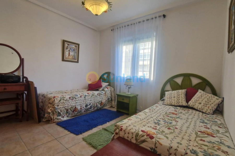 Resale - Townhouse - Torrevieja - 