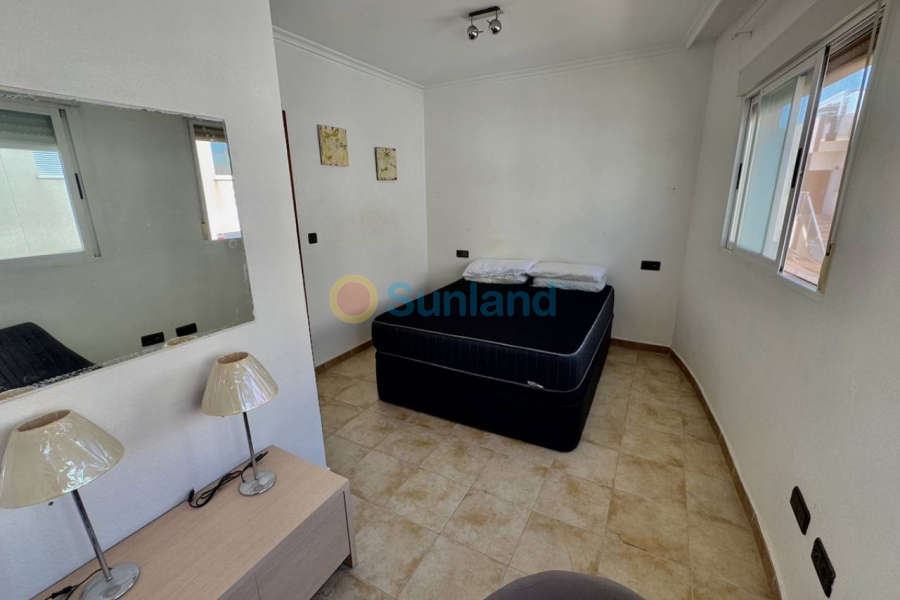 Resale - Villa - Guardamar del Segura - 