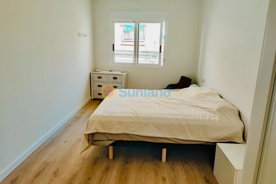 Вторичка - Апартамент - Torrevieja - Centro