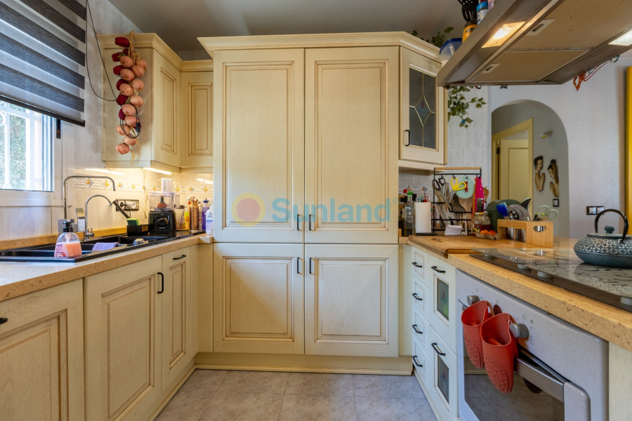 Вторичка - Bилла - Benijofar