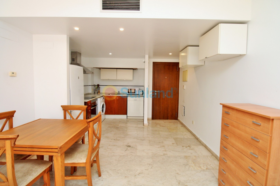 Resale - Apartment - Punta Prima - 