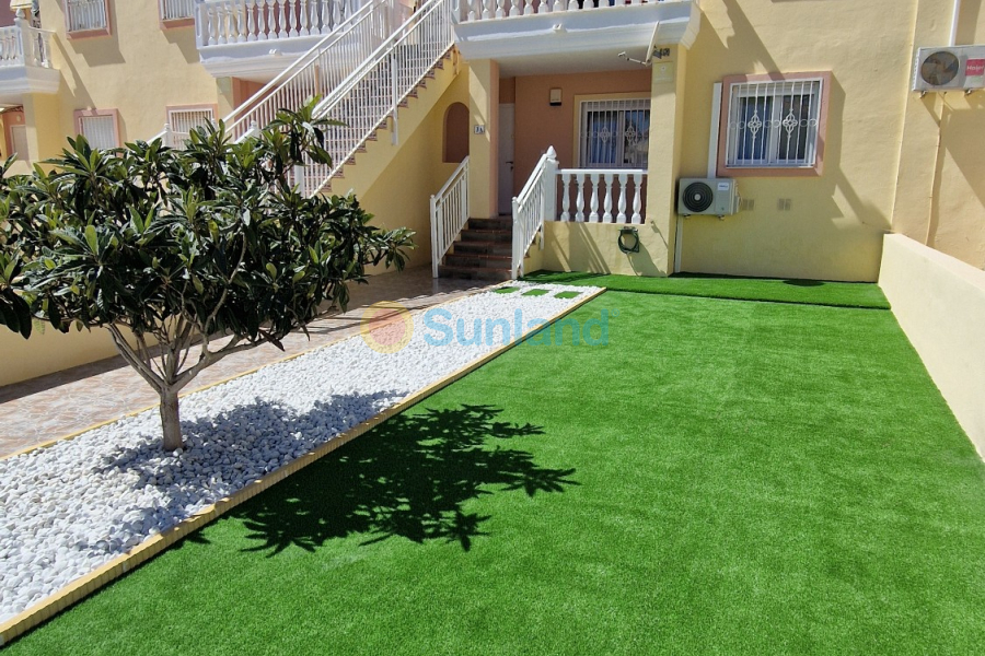 Resale - Townhouse - Orihuela Costa - Villamartin