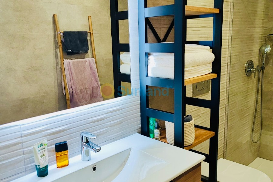 Вторичка - Апартамент - Torrevieja - Centro