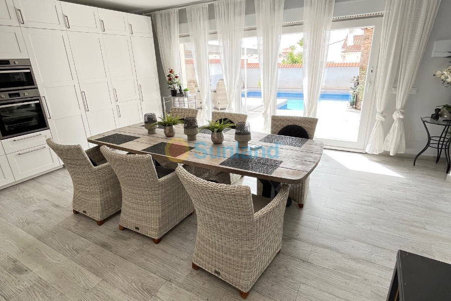 Brukte eiendommer - Detached Villa - Ciudad Quesada - Central Quesada