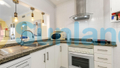 Resale - Apartment - Orihuela Costa - Campoamor