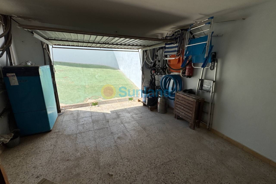 Resale - Villa - Punta Prima - 