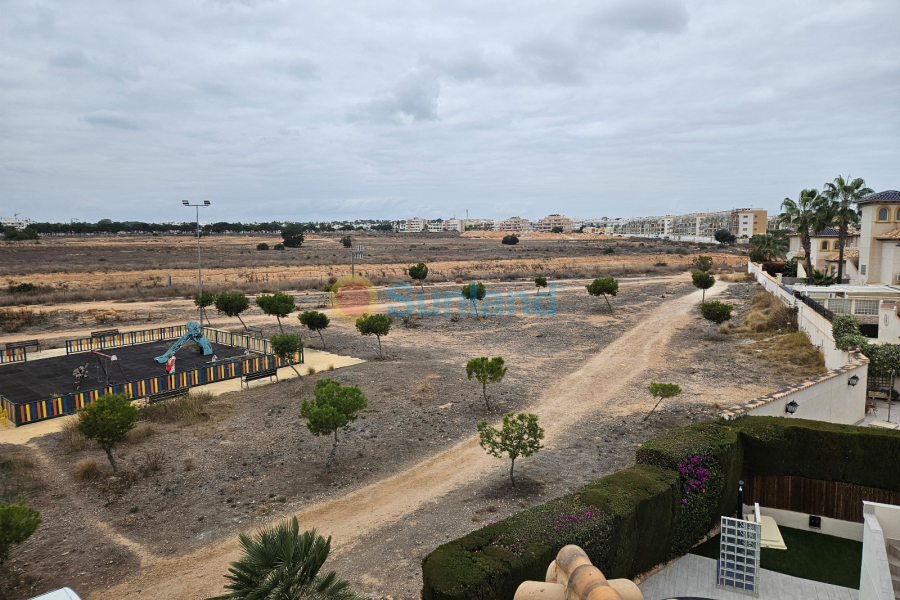 Använda fastigheter - Villa - Playa Flamenca - San Jose