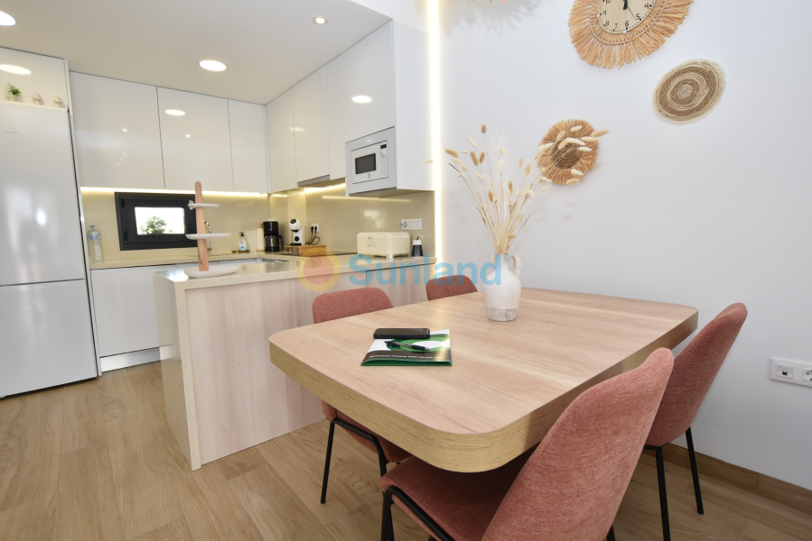 Resale - Apartment - Torrevieja - 