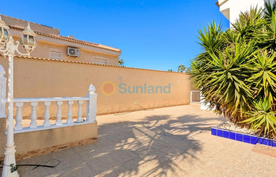 Resale - Detached Villa - Ciudad Quesada