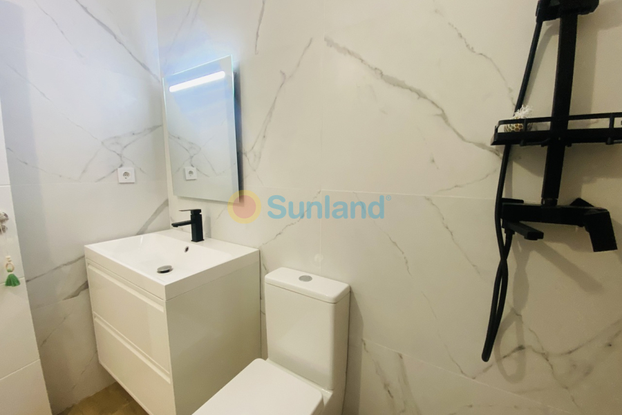 Segunda mano - B - Playa Flamenca