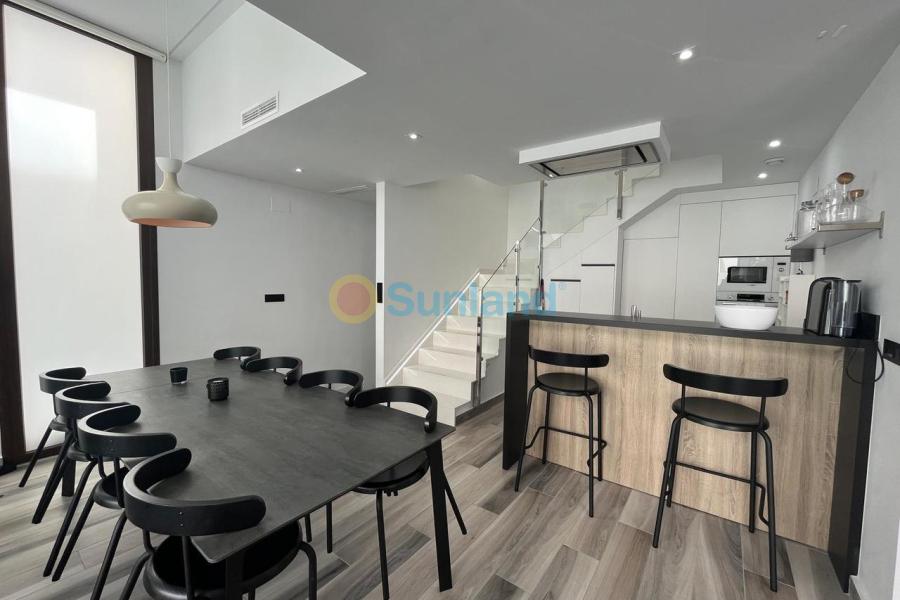 Använda fastigheter - V - Los Balcones