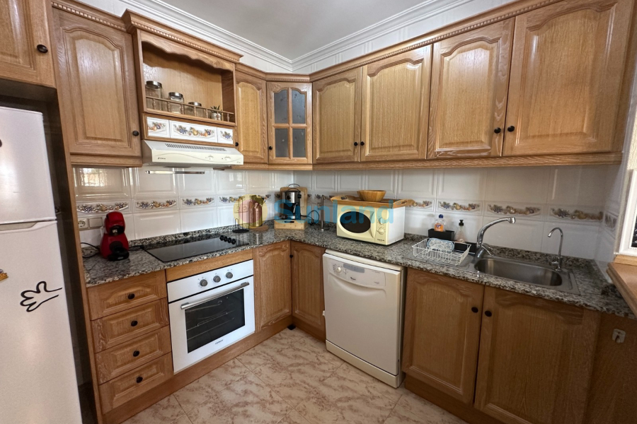 Resale - Villa - Orihuela Costa - Villamartin