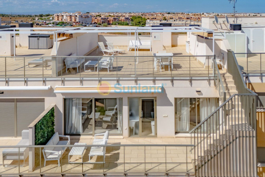 Resale - Ático - Orihuela Costa - Villamartin