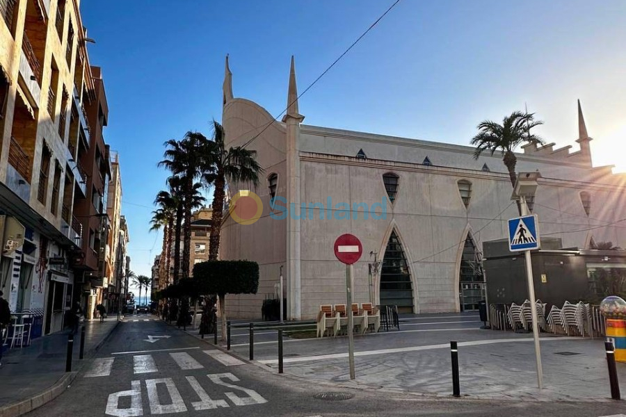 Resale - Apartment - Torrevieja